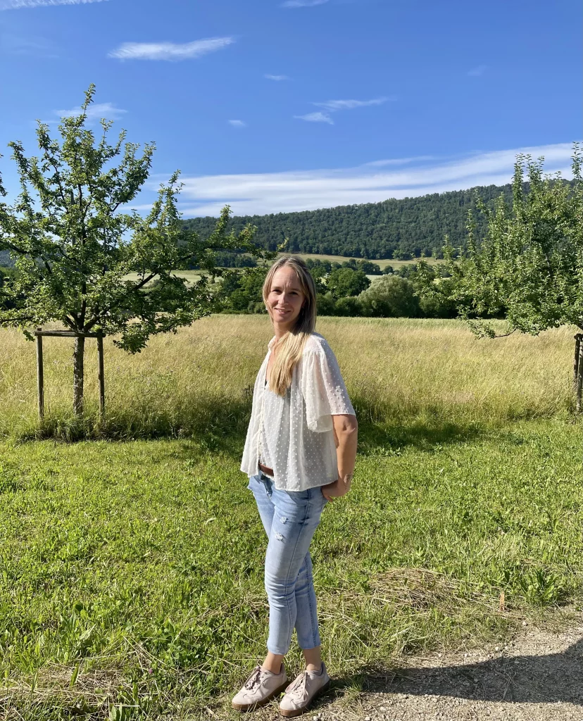 Virginie Jecker porte sur la Vallée, à laquelle elle est profondément attachée, un regard à la fois tendre et lucide.