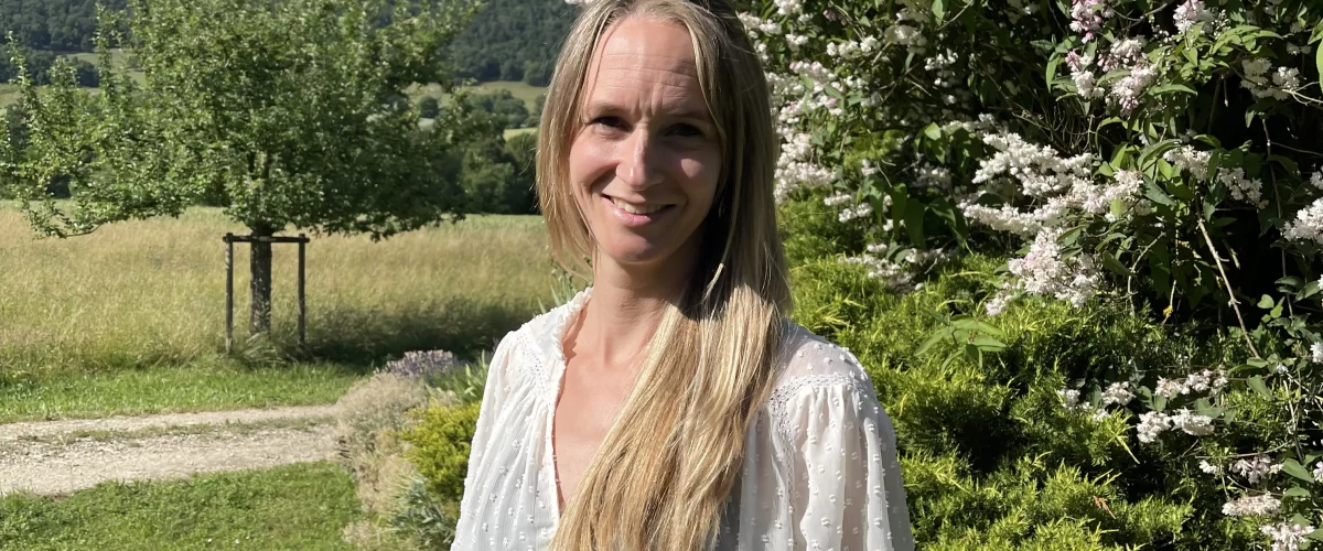 Virginie Jecker porte sur la Vallée, à laquelle elle est profondément attachée, un regard à la fois tendre et lucide.